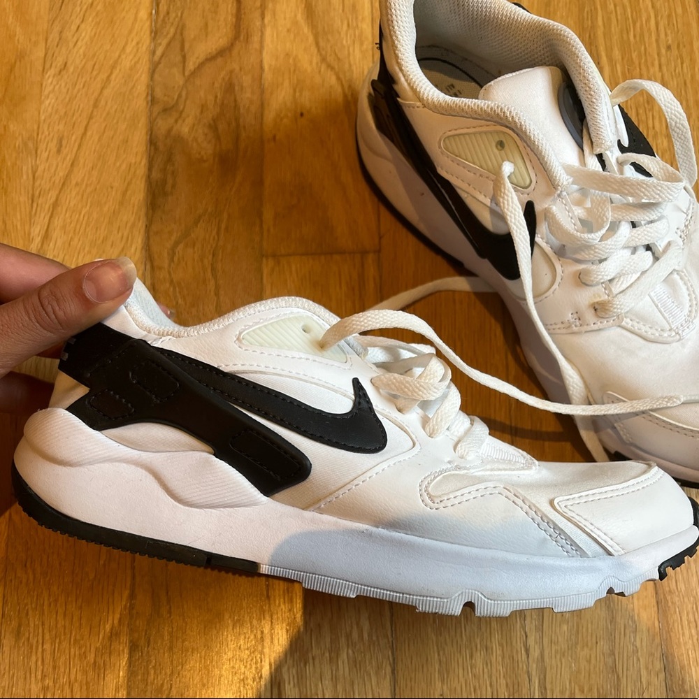 Nike lifestyle shoes, size 7.5